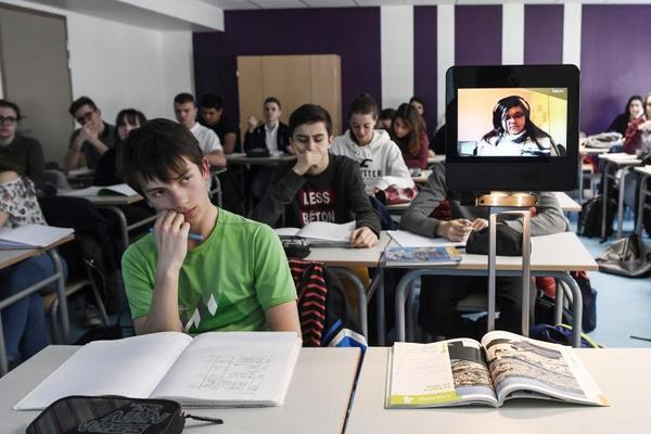 A gas leak at an industrial plant forced 300 residents to evacuate temporarily