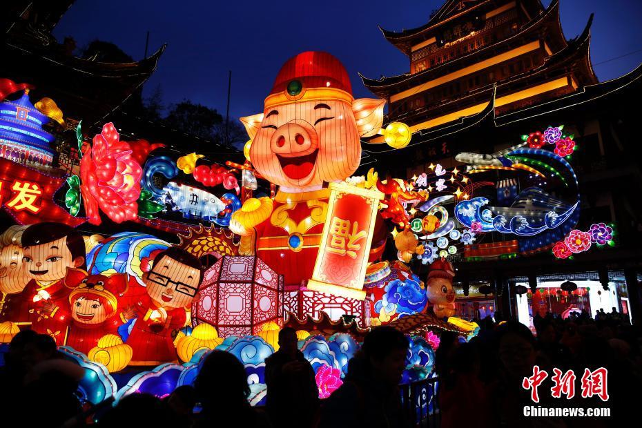 The city started a program to fine people who litter in public parks