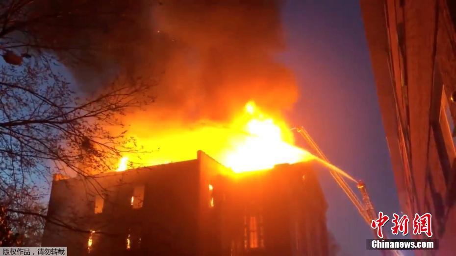 A city council approved plans to build a new community pool in a residential neighborhood