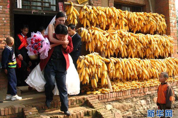 A scientist developed a new type of biodegradable packaging for food products