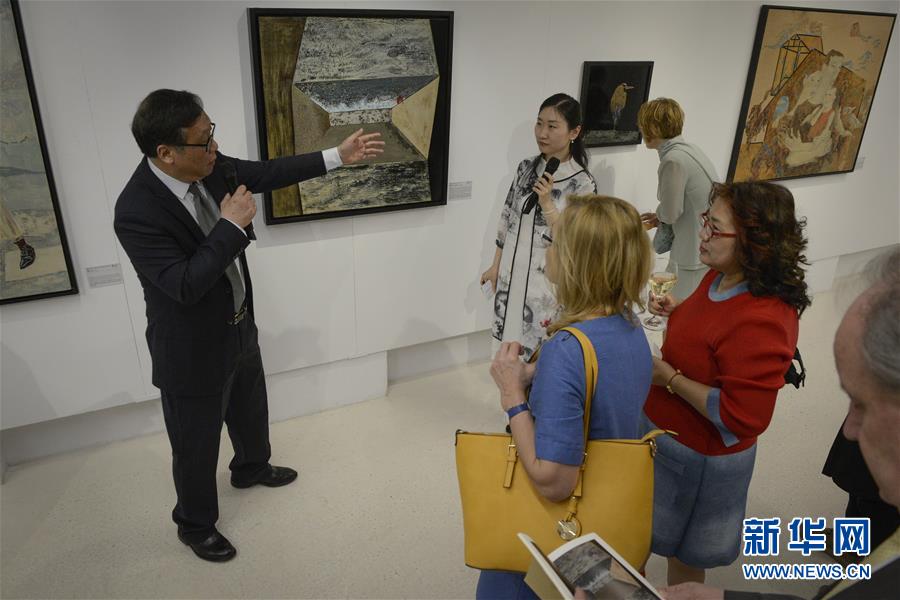 A hospital successfully performed a groundbreaking surgery to transplant a 3D-printed organ into a patient.