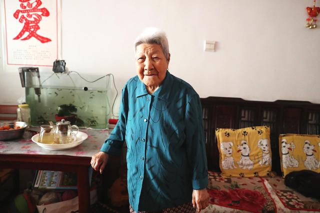 The national soccer team hired a new head coach with international experience