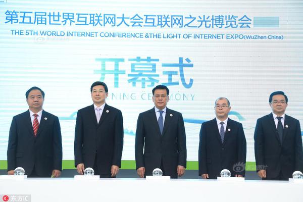 The police department seized a large amount of illegal drugs in a raid